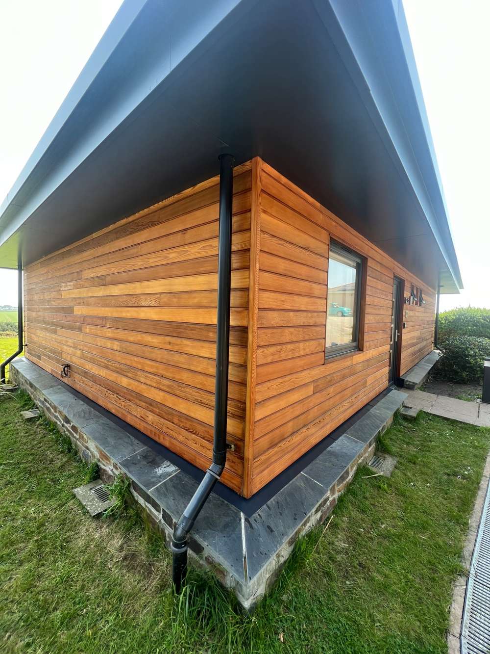 Exterior corner detail